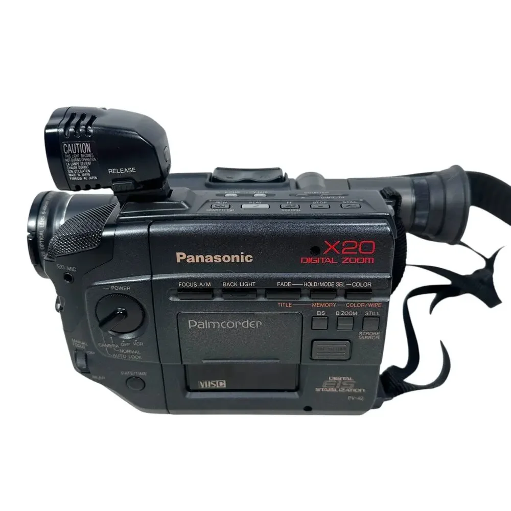 Panasonic PV-42D Palmcorder VHS-C Camcorder Black X20 Zoom FOR PARTS OR REPAIR‎